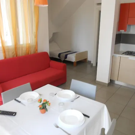 El Patio Apartment *
